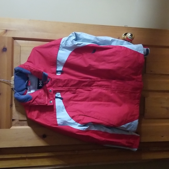Great condition Helly Hansen jacket size M. missing the hood - Picture 1 of 3